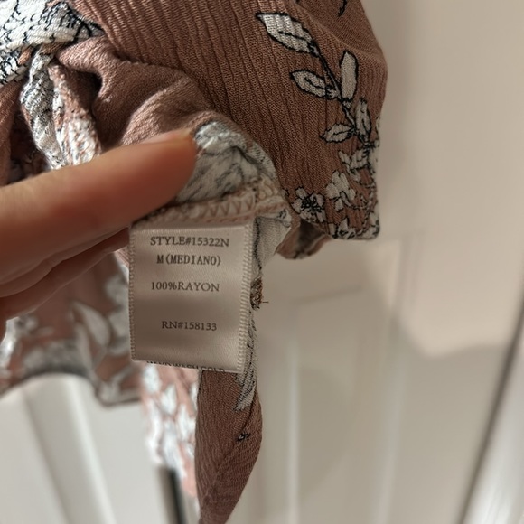 Staccato brand floral print wrap tank top size medium - Picture 3 of 4